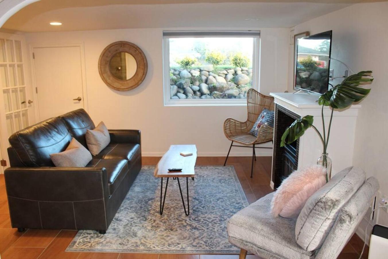 Private New Garden Apartment W Hot Tub Camas Exterior photo